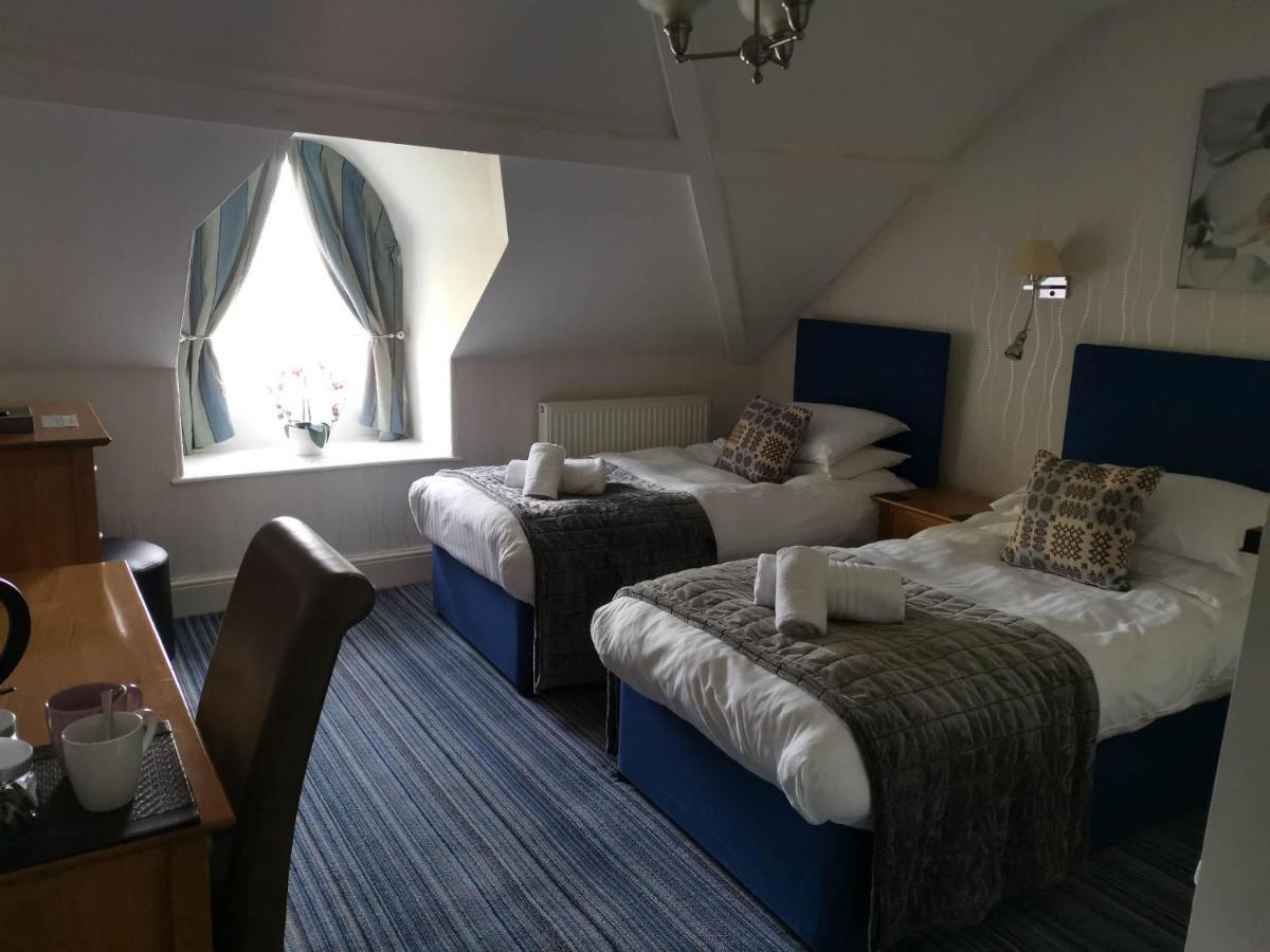 Llety Teifi Guest House Cardigan Kültér fotó