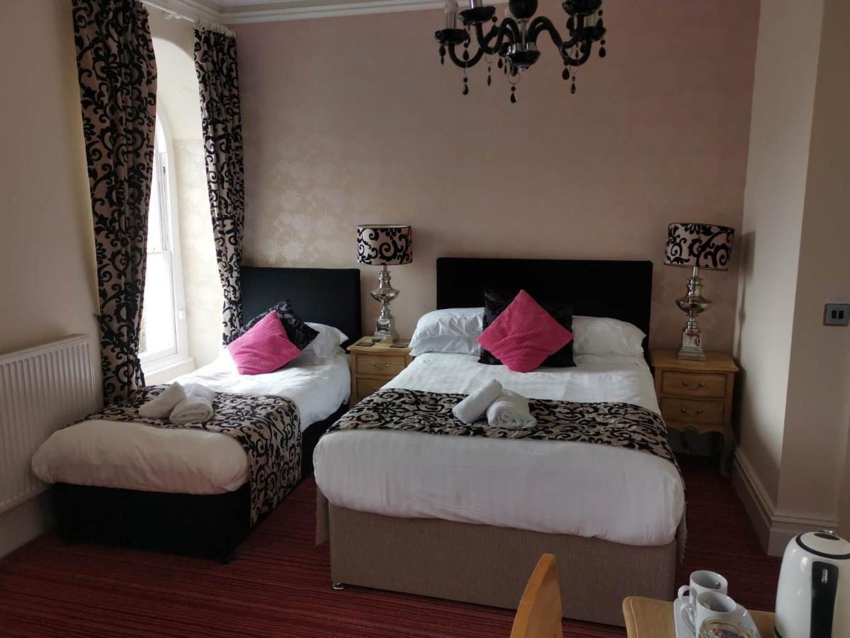 Llety Teifi Guest House Cardigan Kültér fotó
