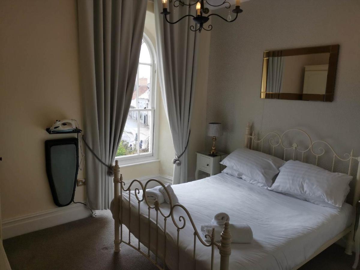 Llety Teifi Guest House Cardigan Kültér fotó