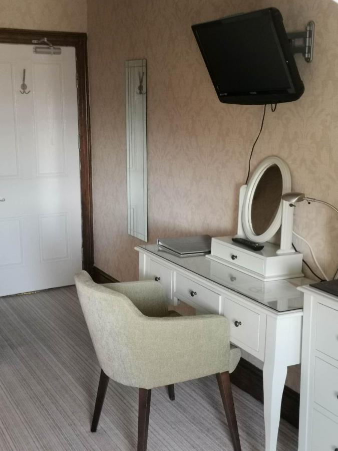 Llety Teifi Guest House Cardigan Kültér fotó